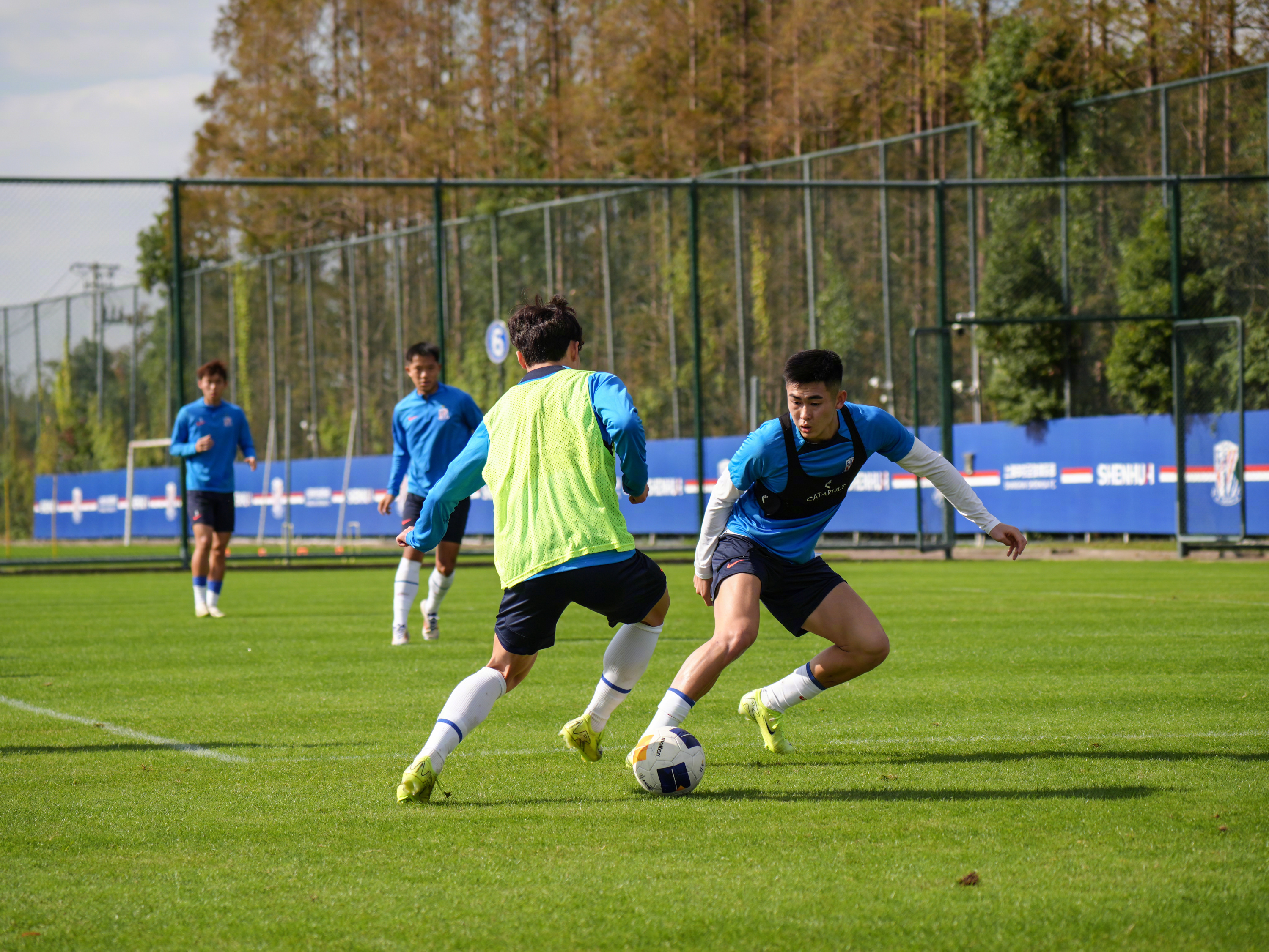 加时末段上海申花调整名单以备NBA季后赛，篮板制胜环节打磨，球迷炸锅，高层口径保持一致的简单介绍